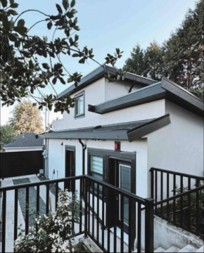 Modern Home in Vancouver close to Downtown and Airport